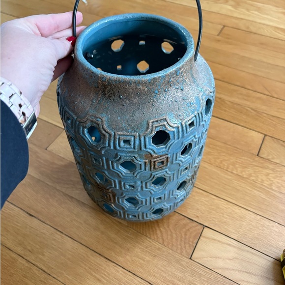 Blue Geometric Patterned pillar holder - Picture 2 of 4